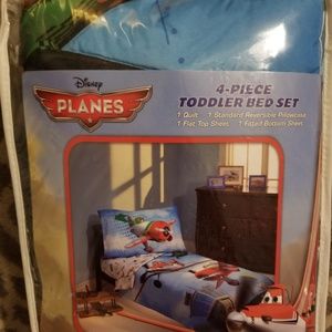 Planes theme Toddler bed set